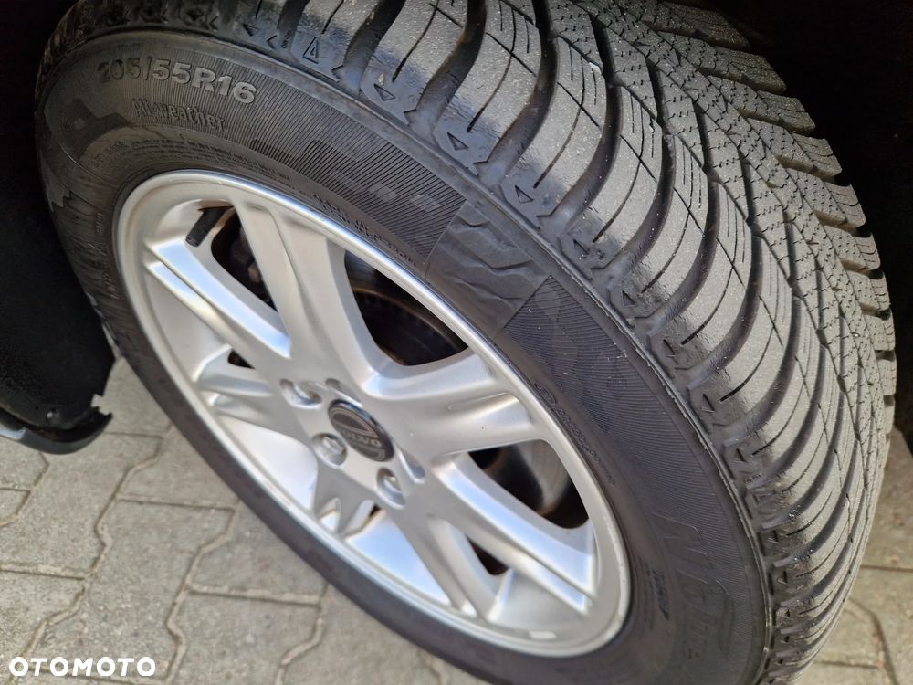 Volvo V70 D5 - 26