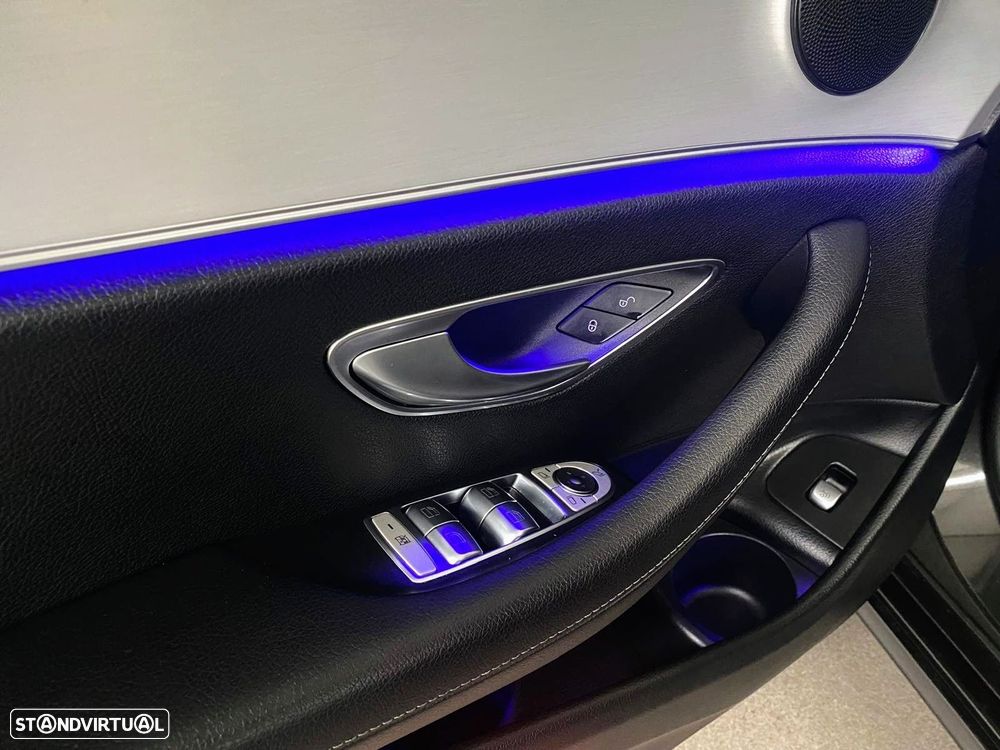 Mercedes-Benz E 300 de Avantgarde - 16