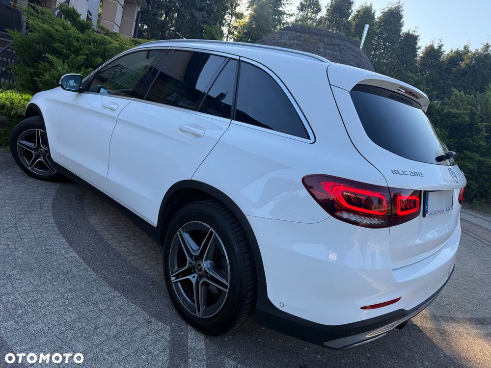 Mercedes-Benz GLC 200 4Matic 9G-TRONIC AMG Line Plus - 8