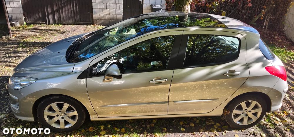 Peugeot 308 - 4
