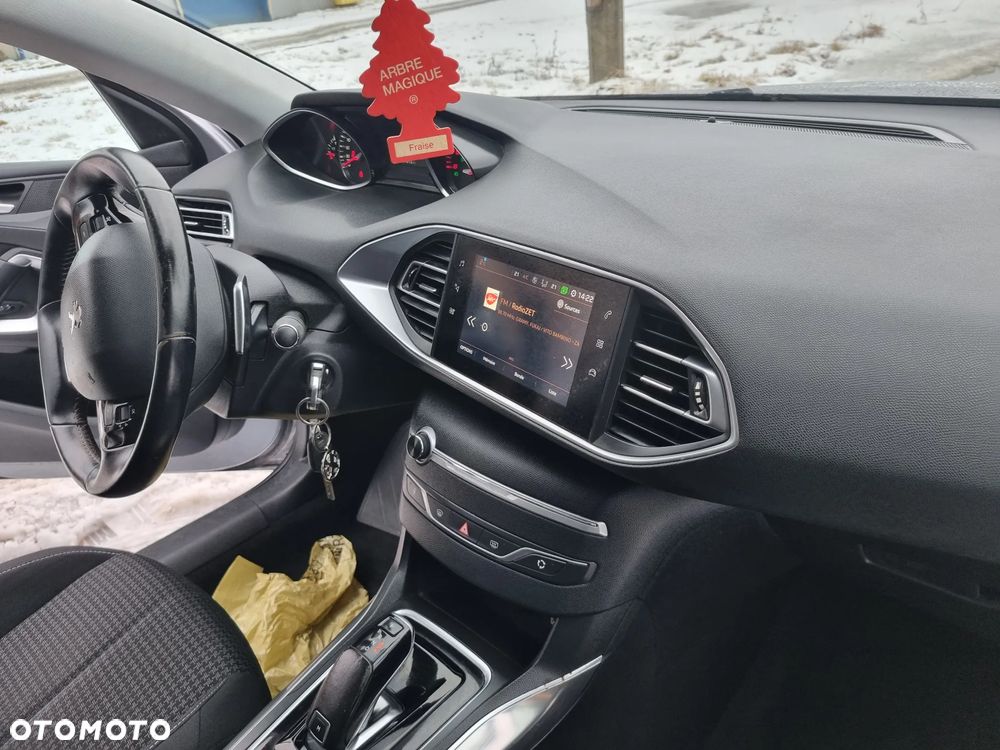 Peugeot 308 BlueHDi FAP 130 EAT6 Stop & Start Allure - 14