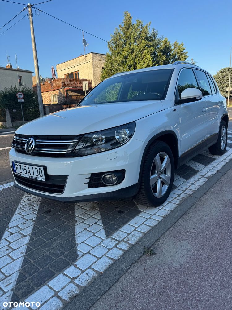 Volkswagen Tiguan 2.0 TDI DPF BlueMotion Technology Lounge Sport & Style - 2