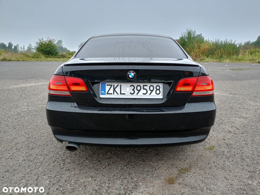 BMW Seria 3 320i - 6