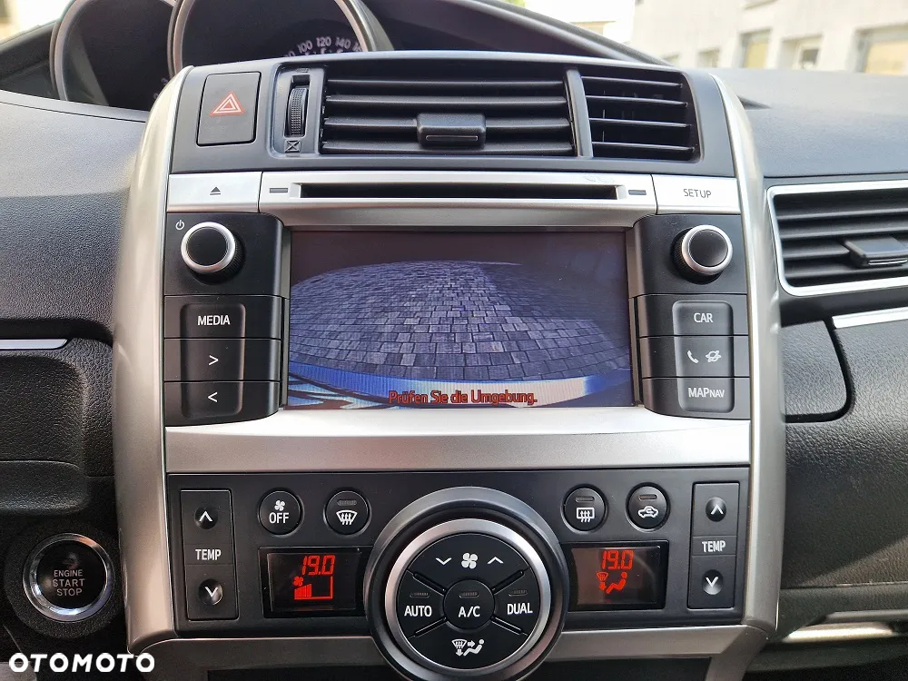 Toyota Verso 1.8 7-Sitzer Executive - 16