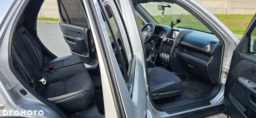 Honda CR-V 2.0 LS - 32