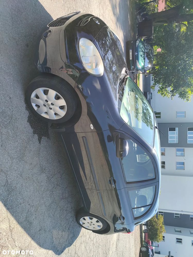 Nissan Micra - 2