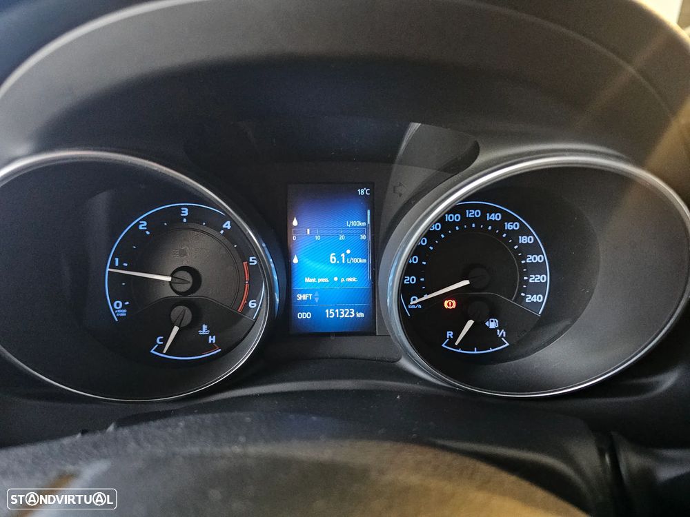 Toyota Auris 1.6 D-4D Comfort+Navi - 23