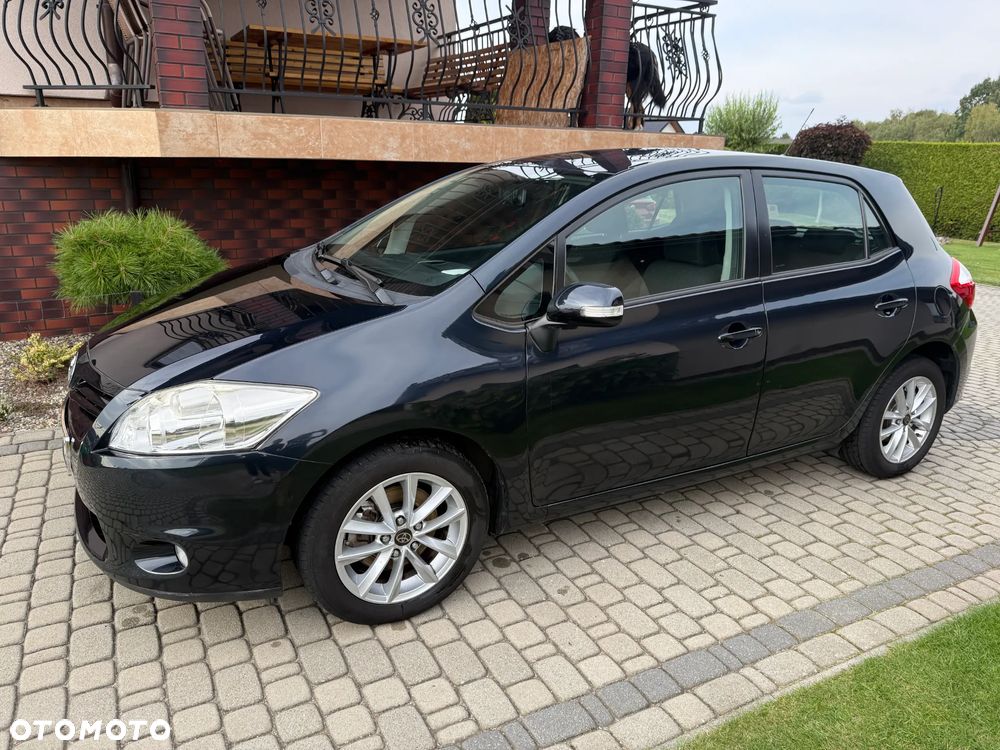 Toyota Auris 2.0 D-4D Premium + - 3