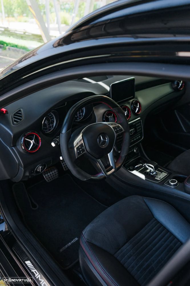 Mercedes-Benz GLA 45 AMG 4Matic 7G-DCT Edition 1 - 23