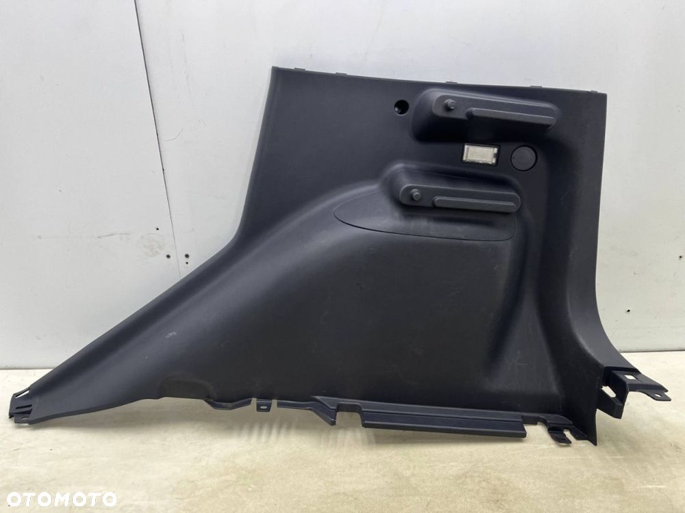Tapicerka Mitsubishi Colt VI 6 Z30 04-12r. 5Drzwi prawy boczek bagażnika 7230a264zz - 1