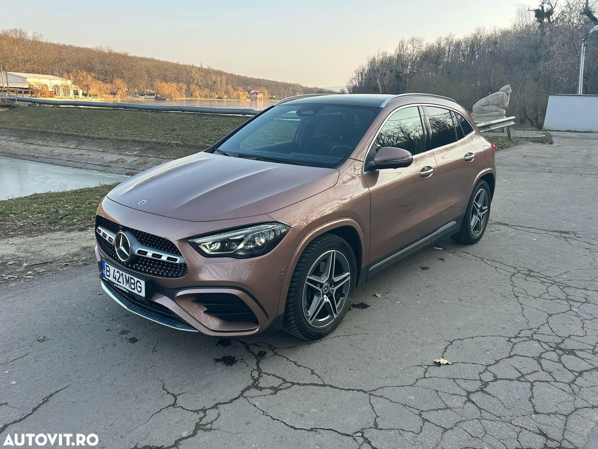 Mercedes-Benz GLA 200 d 4MATIC Aut. - 1