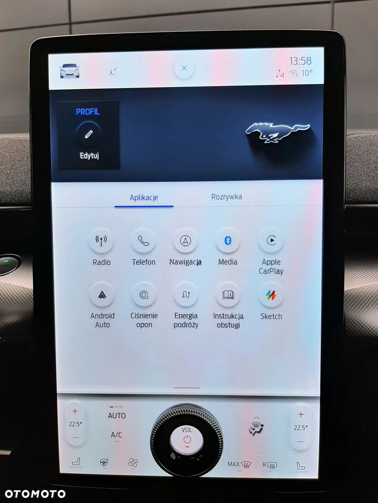 Ford Mustang Mach-E - 37