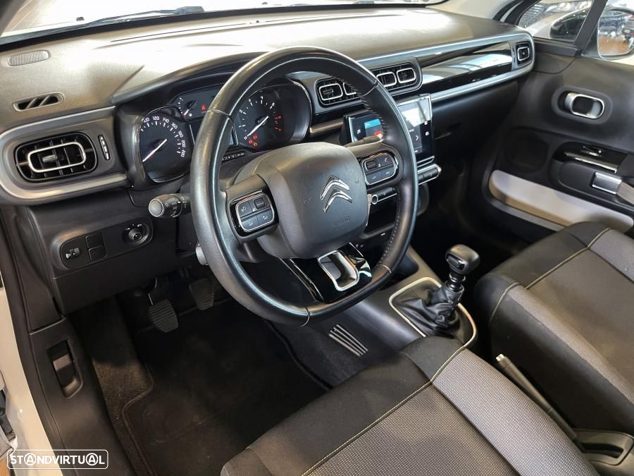 Citroën C3 1.2 PureTech Shine - 9