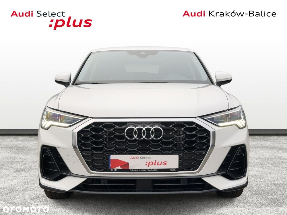 Audi Q3 Sportback - 8