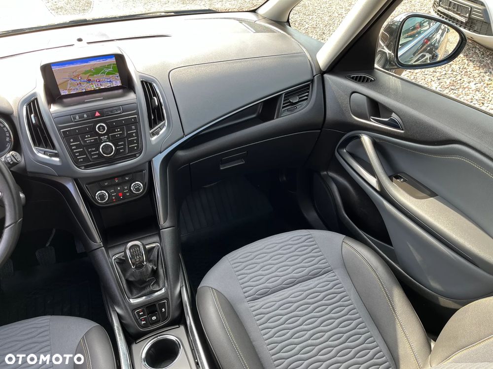 Opel Zafira Tourer 2.0 CDTI ecoFLEX Start/Stop Style - 26