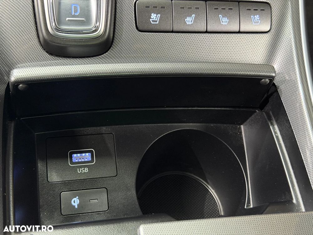 Hyundai Santa Fe - 32