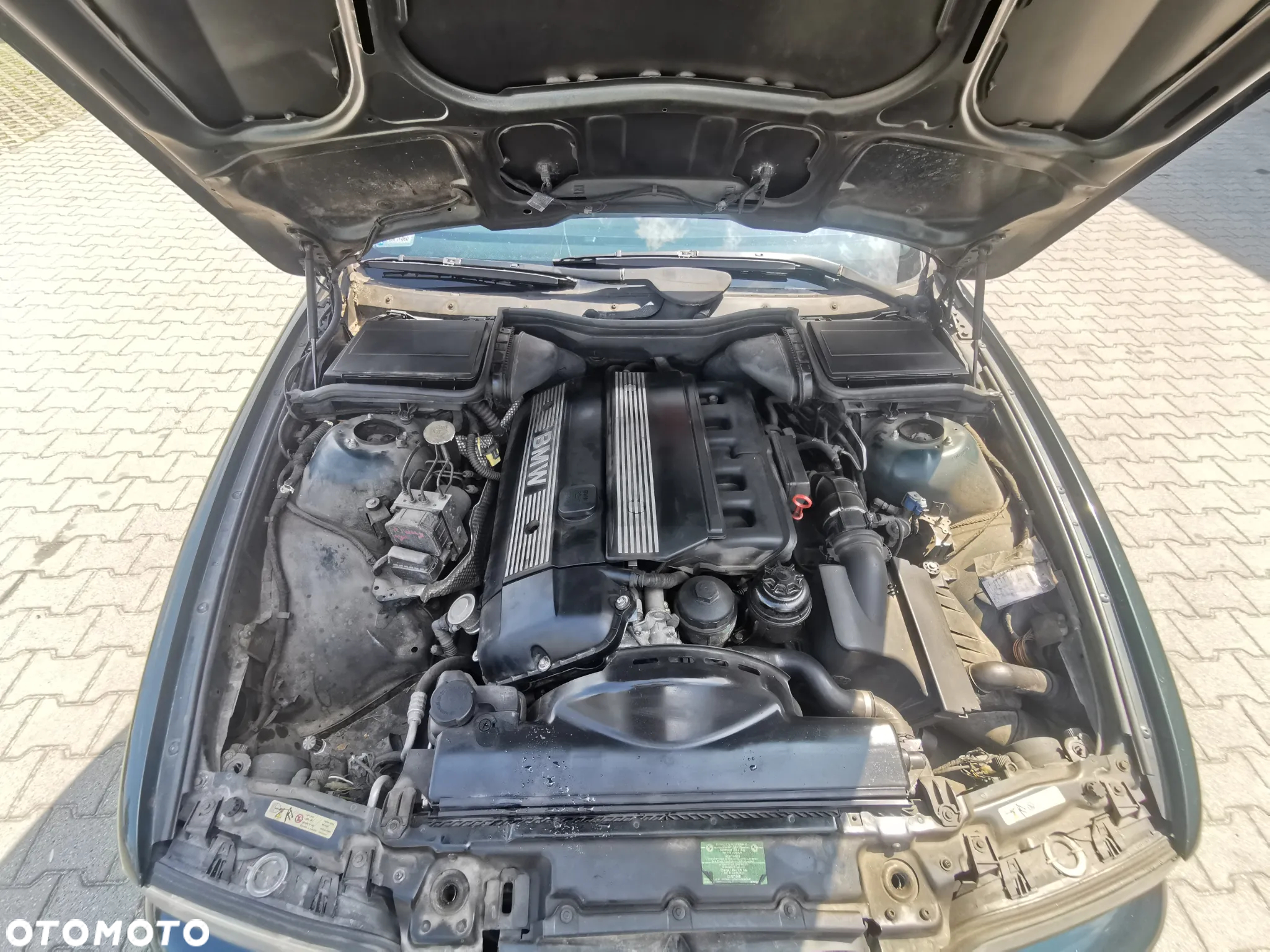 BMW Seria 5 - 12