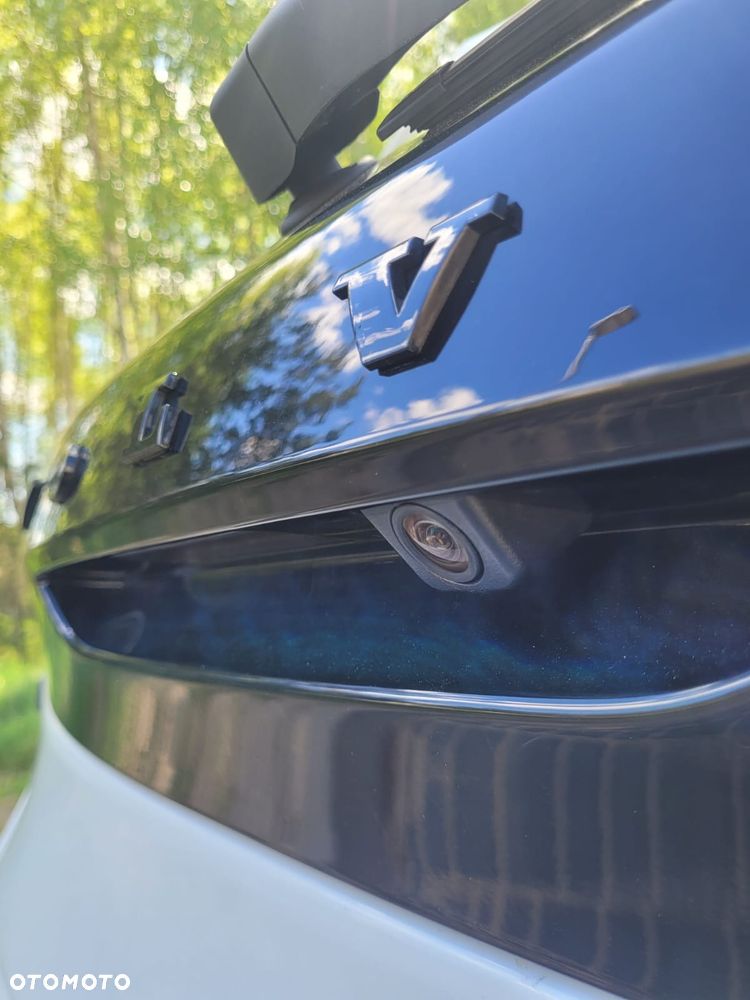 Volvo V40 D3 R Design - 17