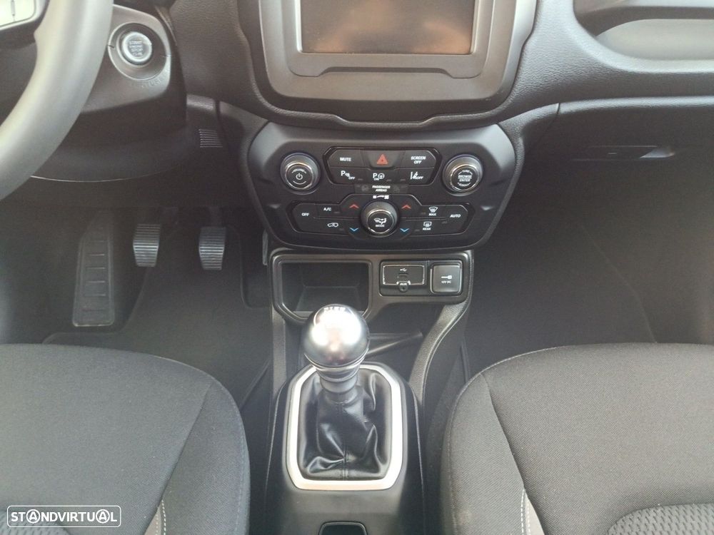 Jeep Renegade 1.0 T Longitude - 11