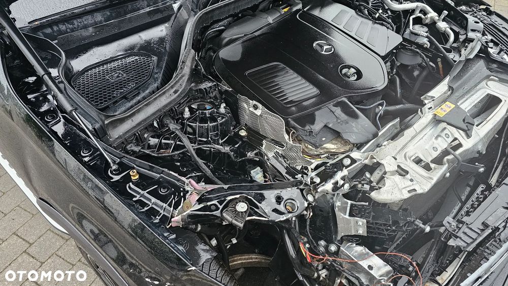 Mercedes-Benz GLC 200 mHEV 4-Matic AMG Line - 11