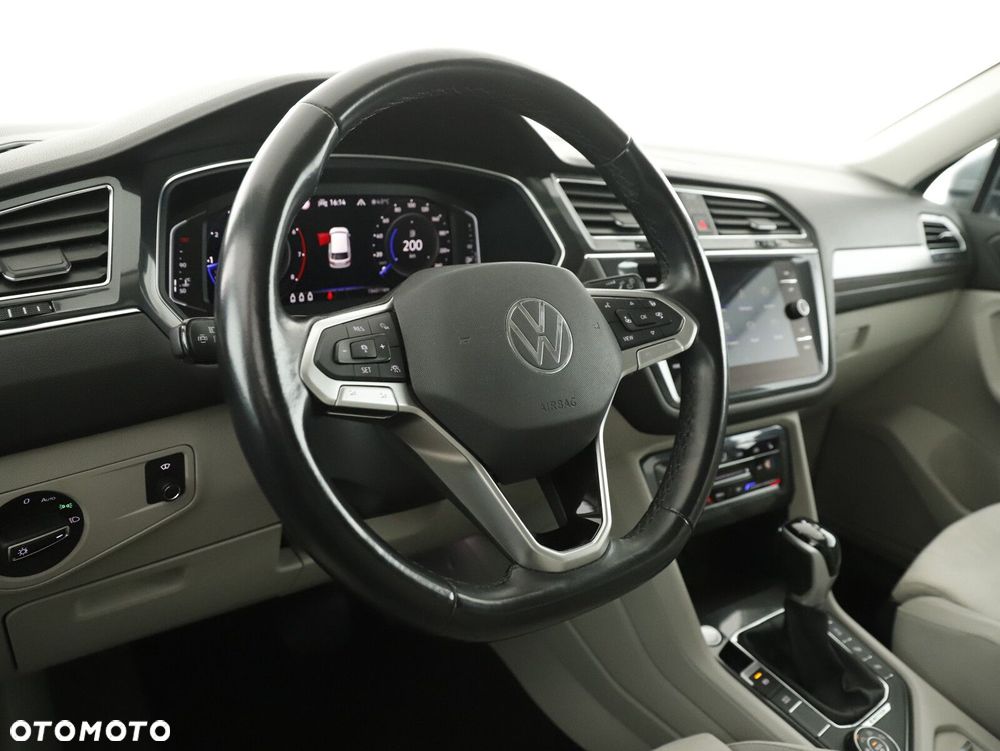 Volkswagen Tiguan Allspace 2.0 TSI 4Mot Elegance DSG - 10