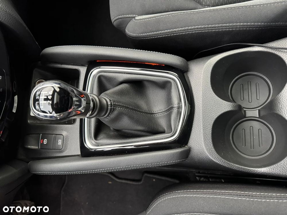 Nissan Qashqai 1.3 DIG-T N-CONNECTA - 18