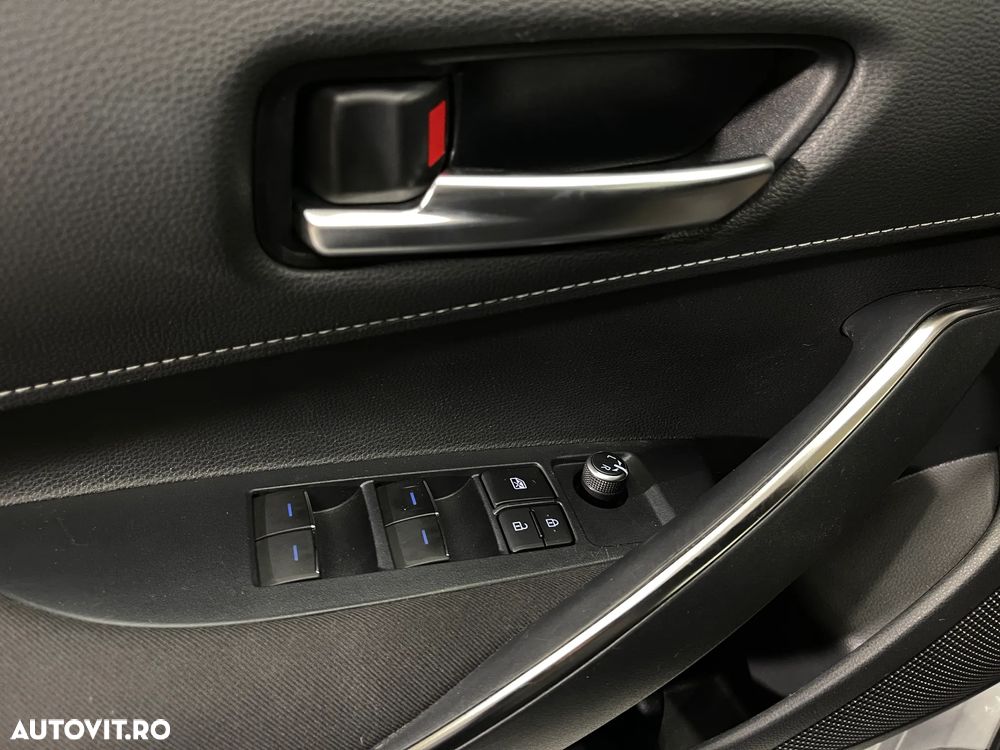 Toyota Corolla 1.8 Business Edition - 19