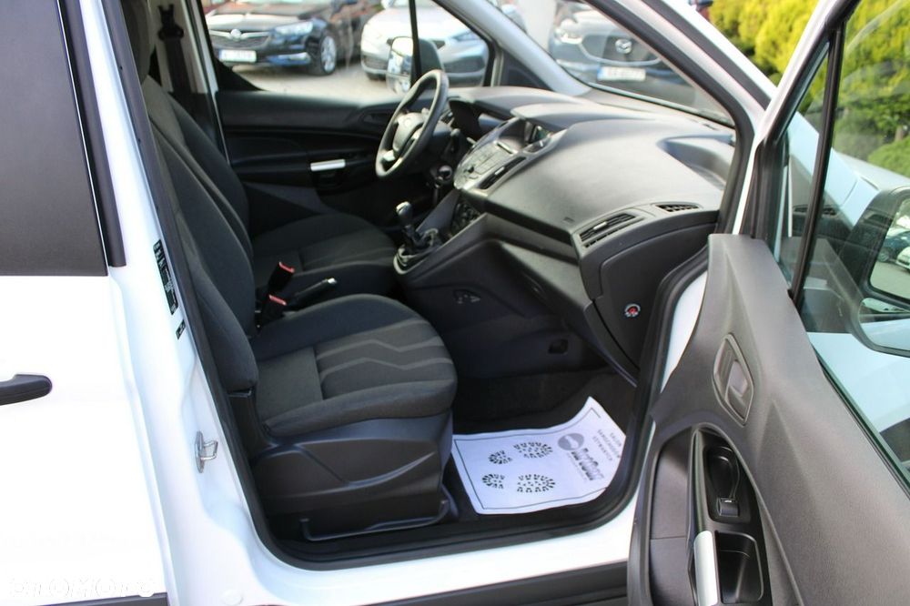 Ford Transit Connect - 28