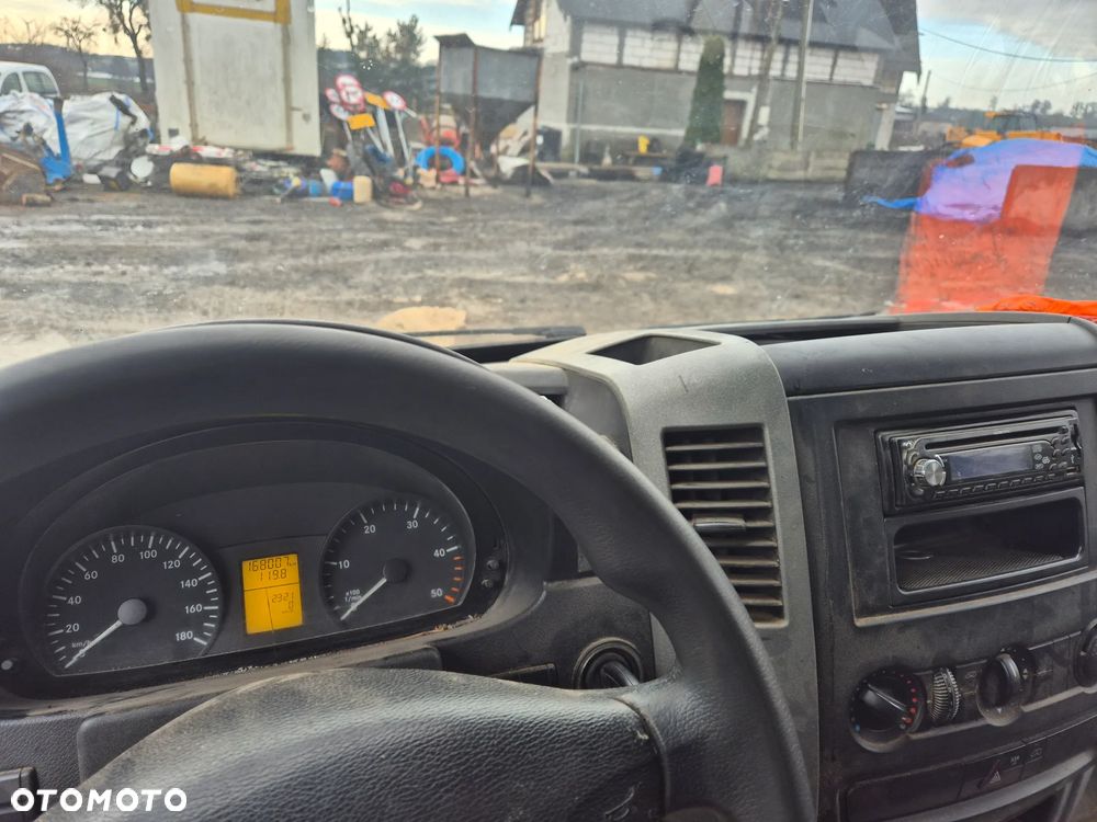 Mercedes-Benz 513 - 3