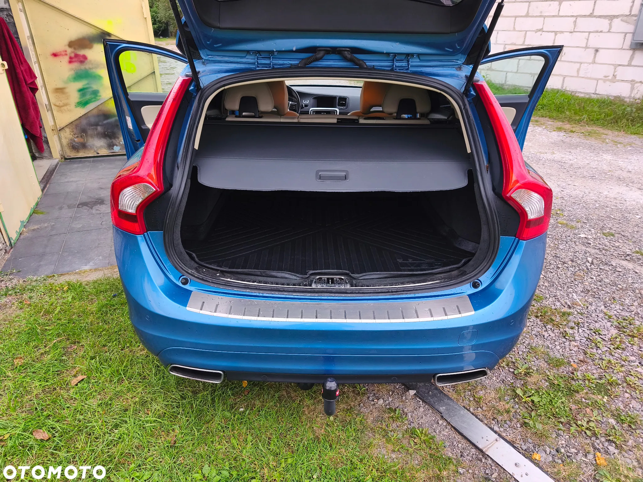 Volvo V60 D4 Drive-E Momentum - 10