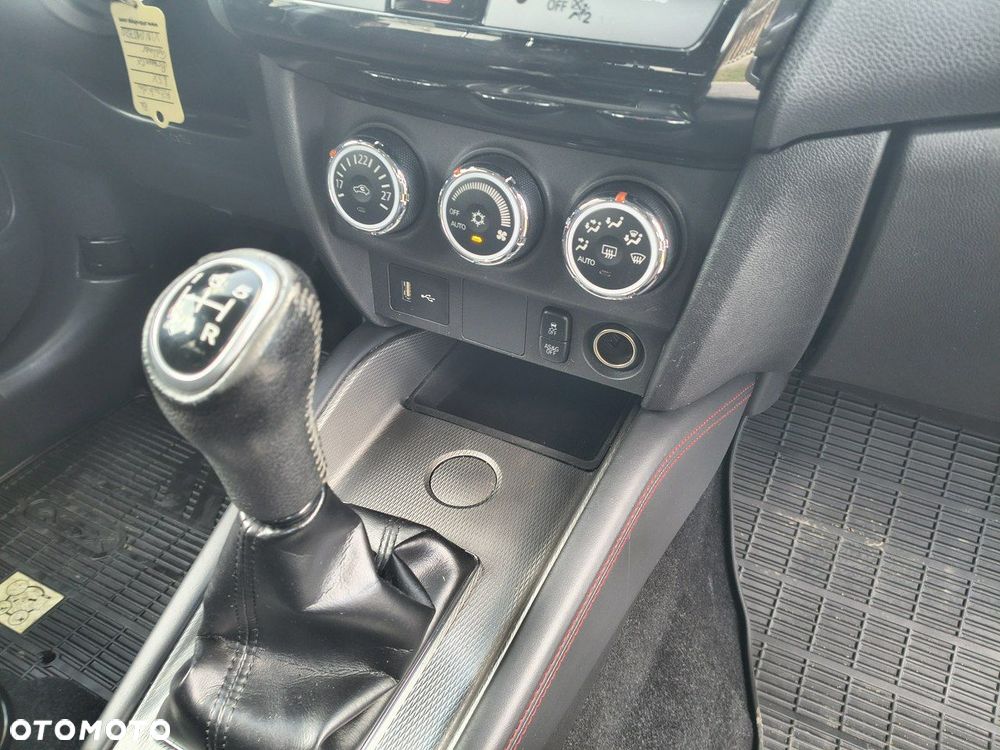 Mitsubishi ASX - 9