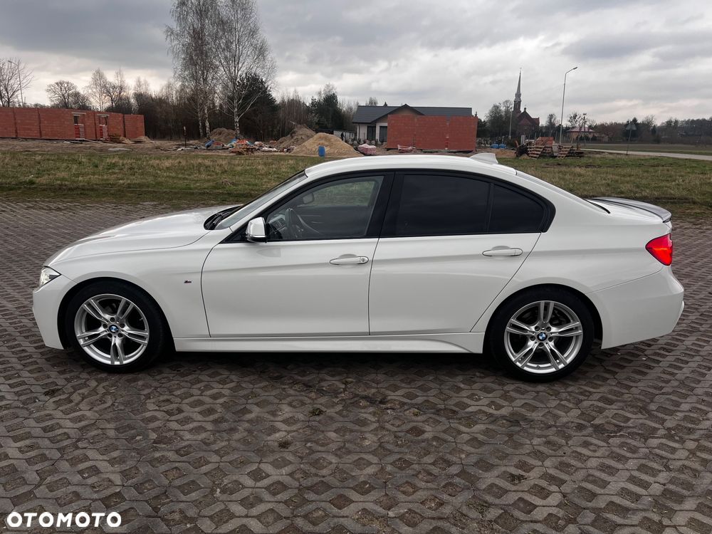 BMW Seria 3 318d M Sport - 2