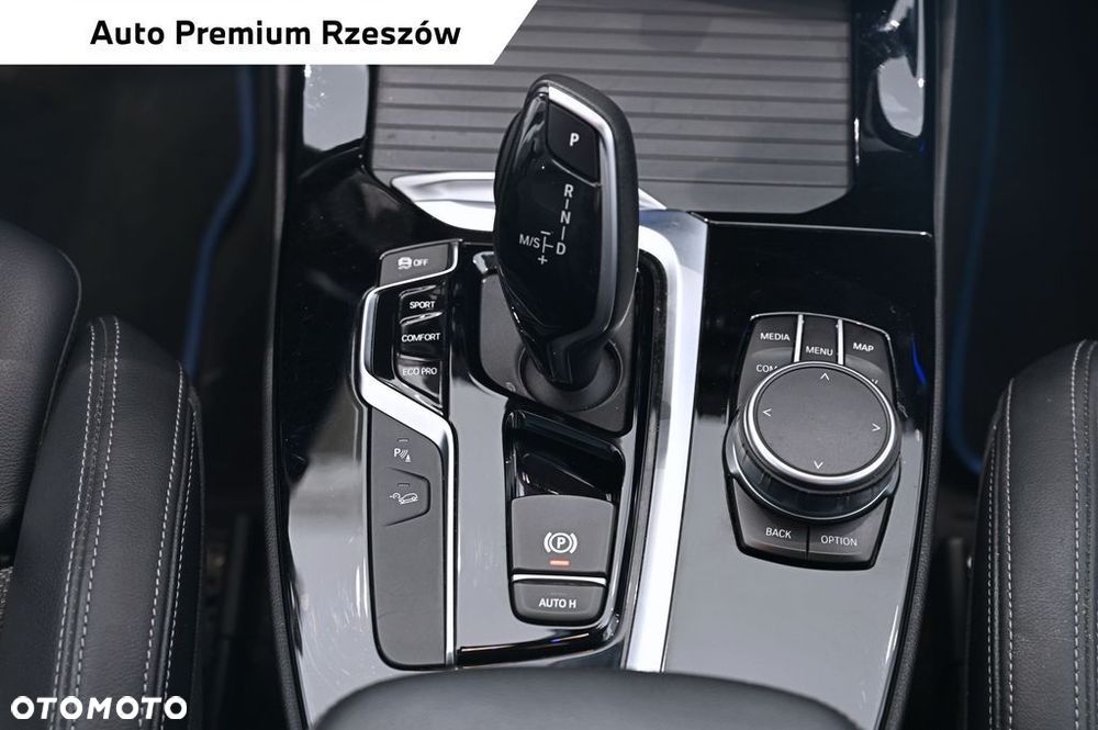 BMW X3 xDrive20d mHEV - 17