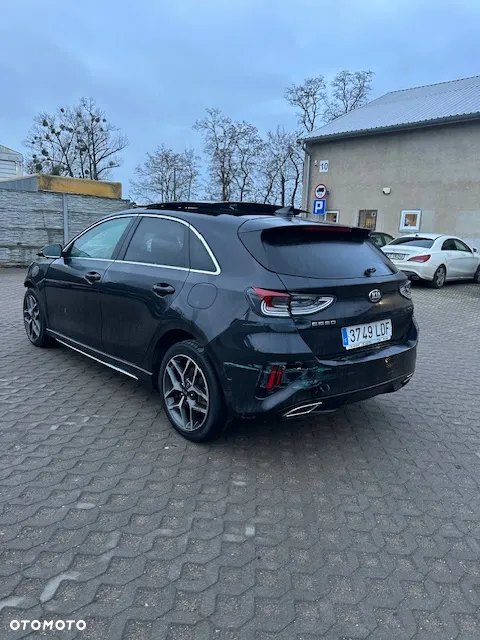 Kia Ceed 1.4 T-GDI OPF GT Line - 4