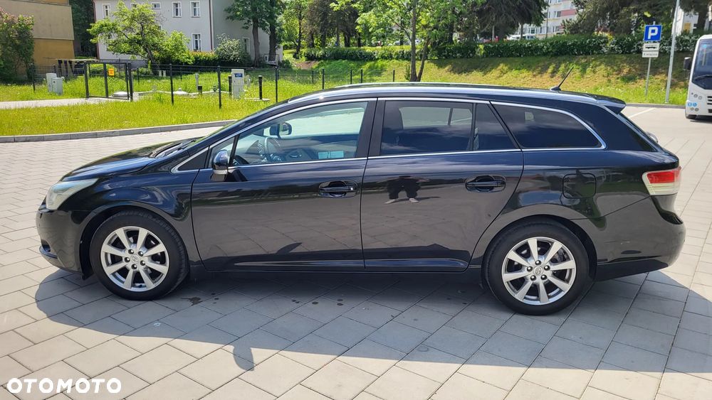 Toyota Avensis 2.0 D-4D 2010 - 6