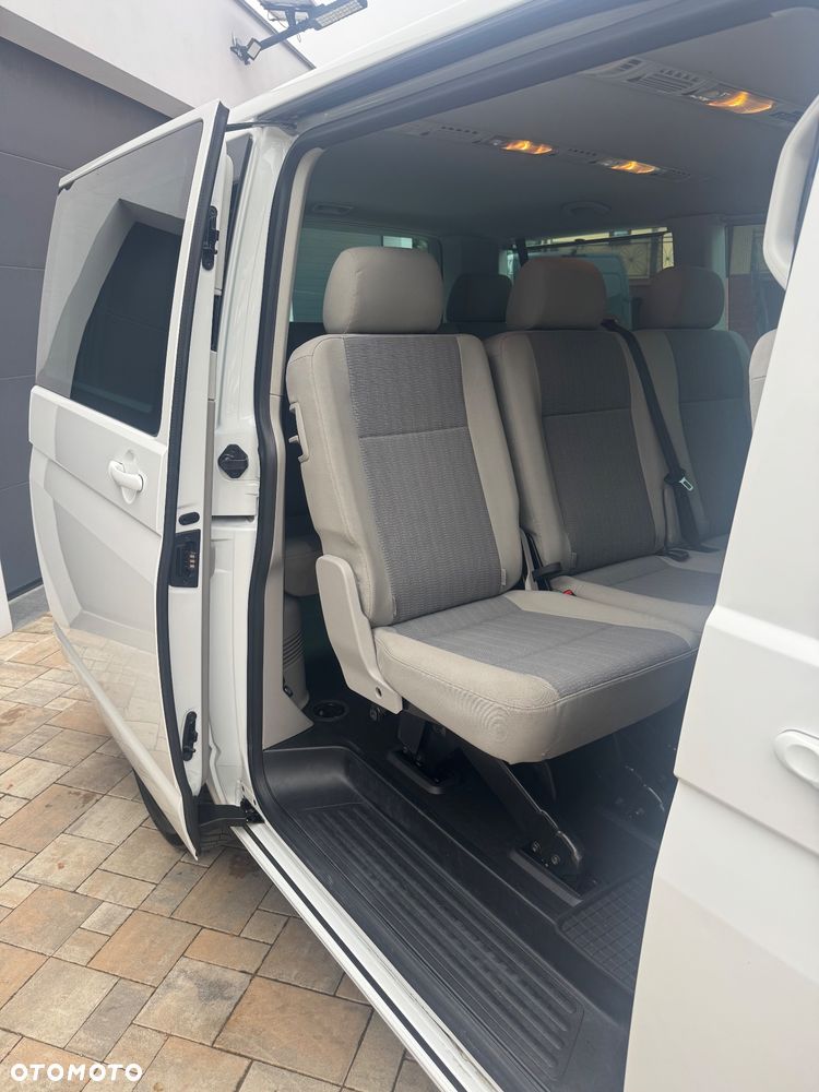 Volkswagen Caravelle 2.0 BiTDI L1 Comfortline DSG - 8