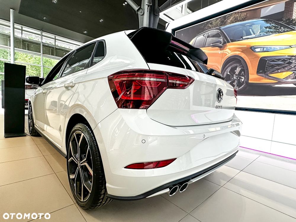 Volkswagen Polo 2.0 TSI GTI DSG - 9
