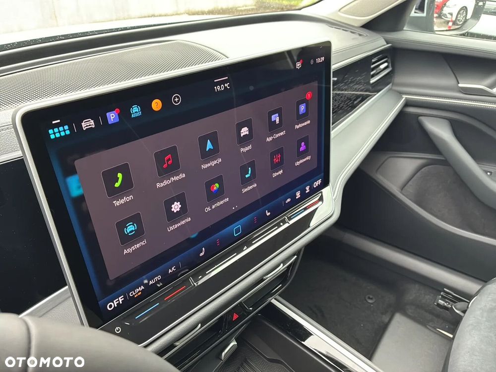 Volkswagen Passat - 14