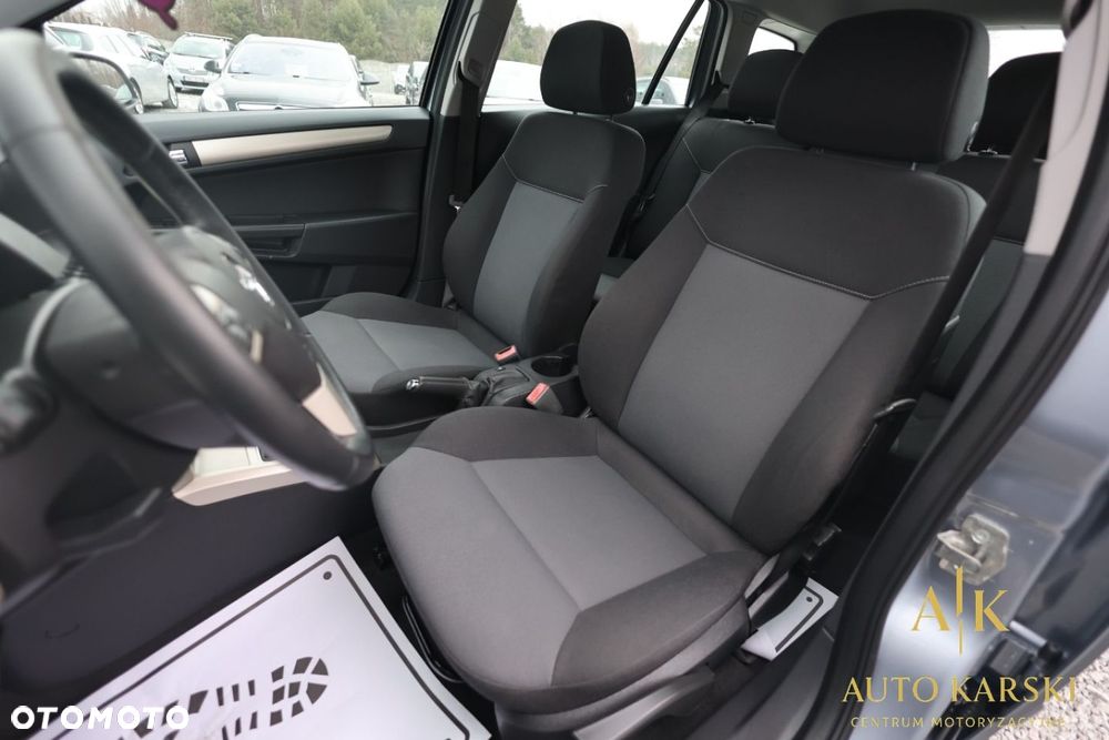 Opel Astra - 35