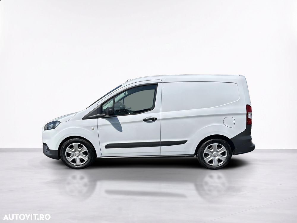Ford Transit Courier - 3