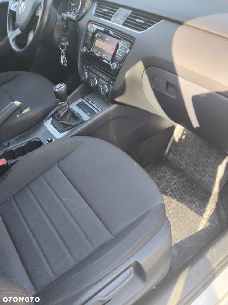 Skoda Octavia - 5