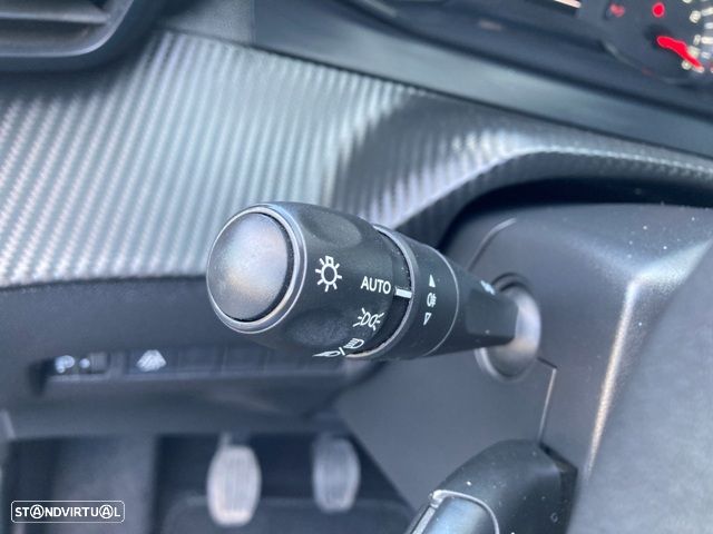 Peugeot 208 1.2 PureTech Allure - 16