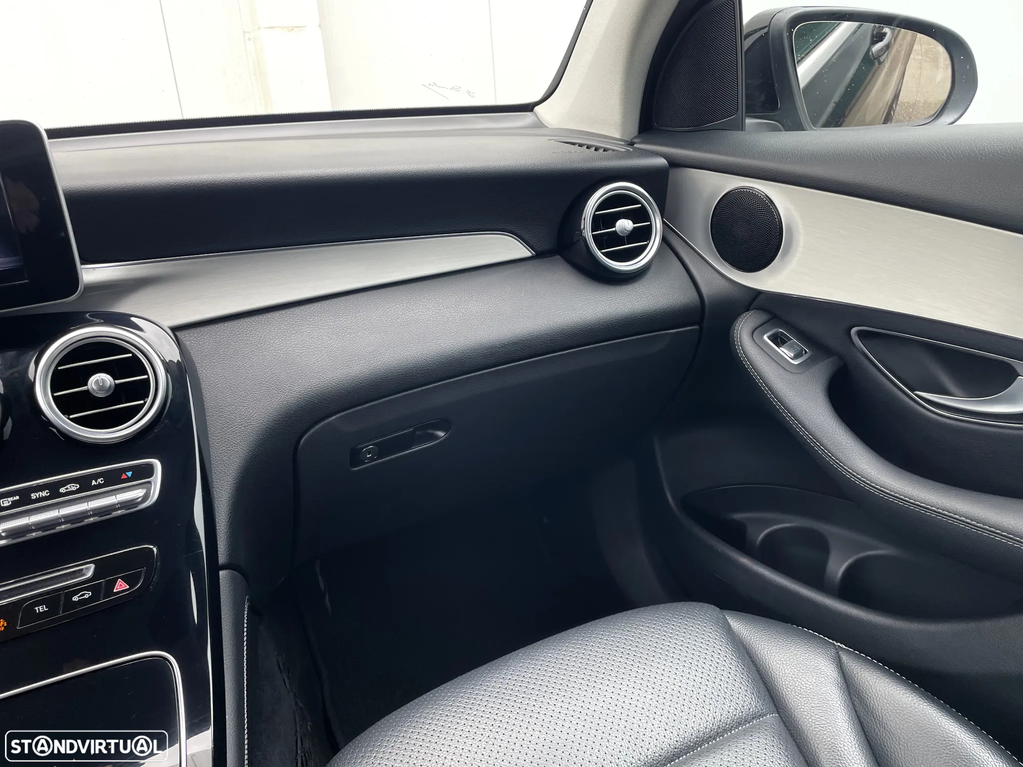 Mercedes-Benz GLC 250 d Off-Road 4-Matic - 26