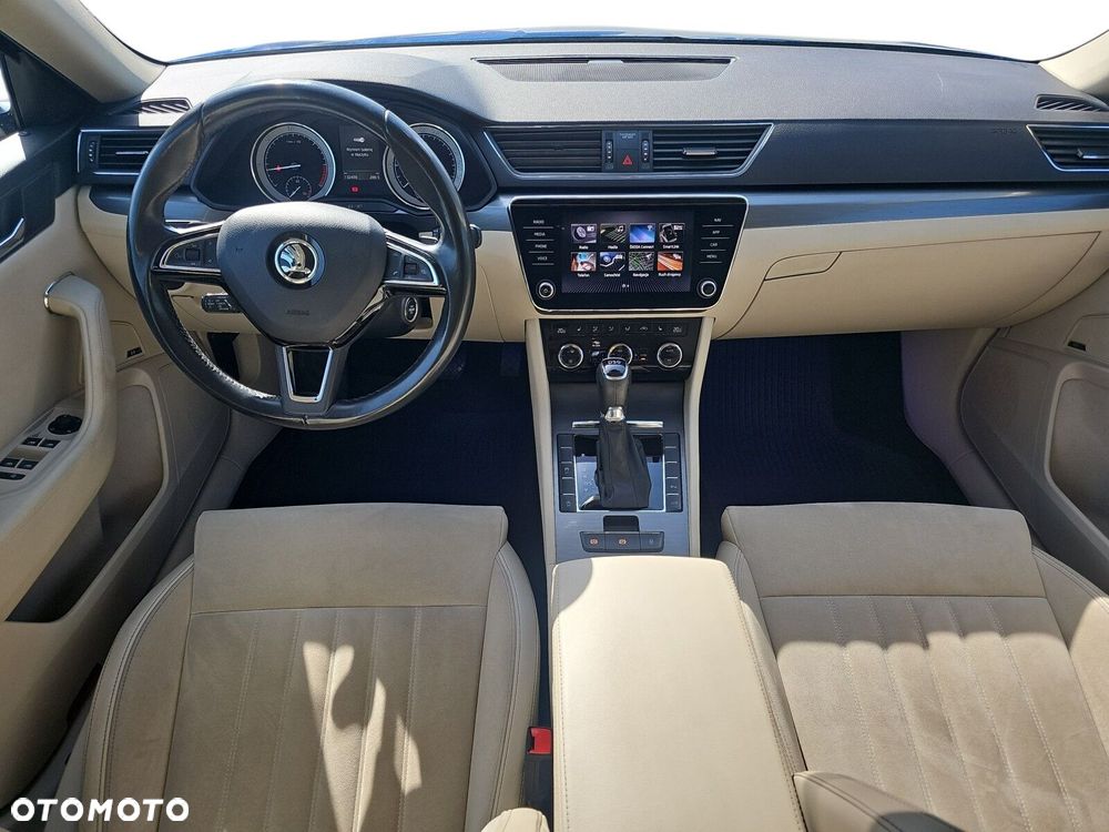 Skoda Superb 2.0 TDI Style DSG - 9