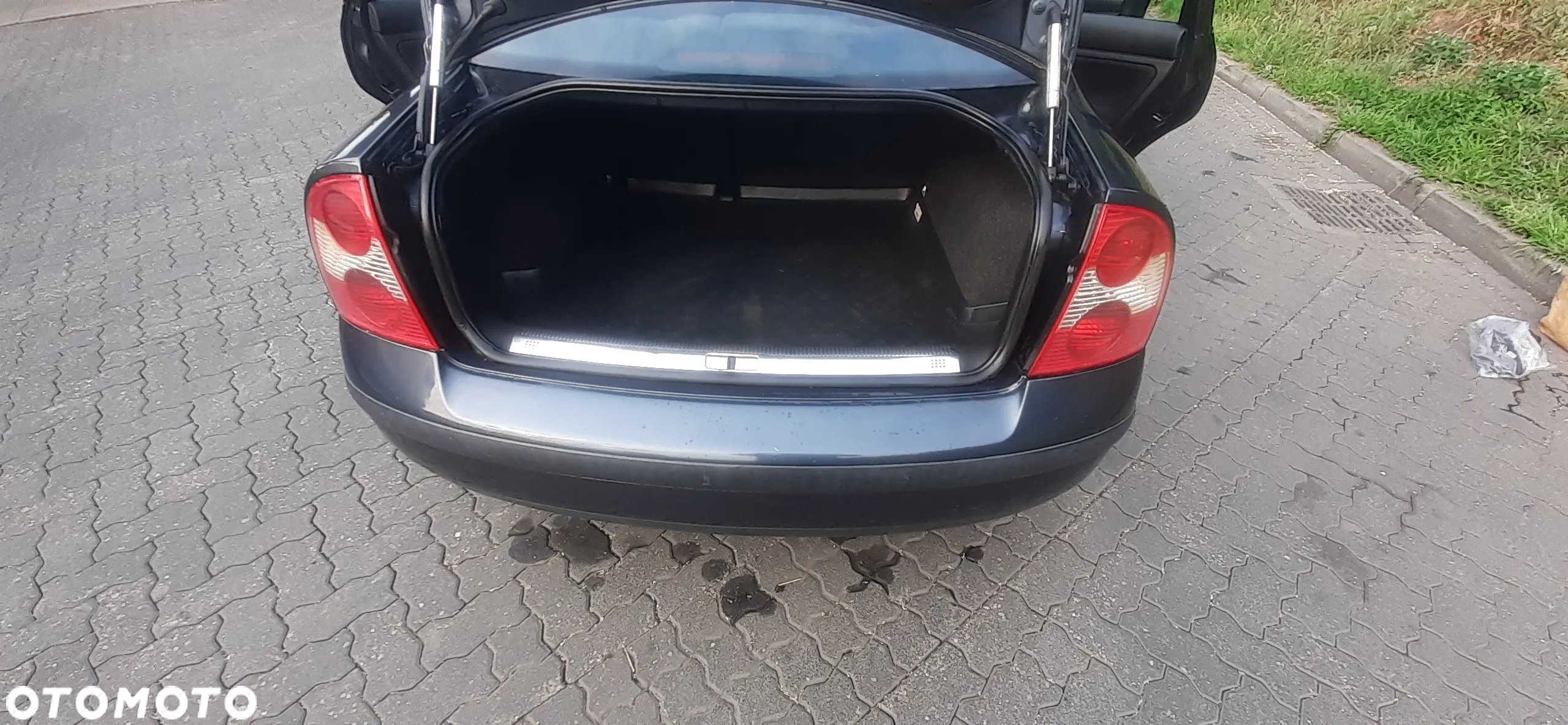 Volkswagen Passat 1.8T Comfortline - 7