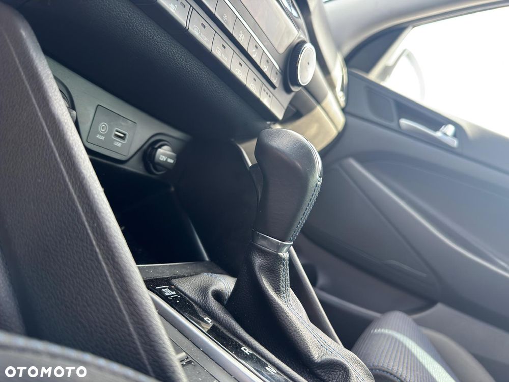 Hyundai Tucson 1.6 GDi 2WD DCT Advantage - 14