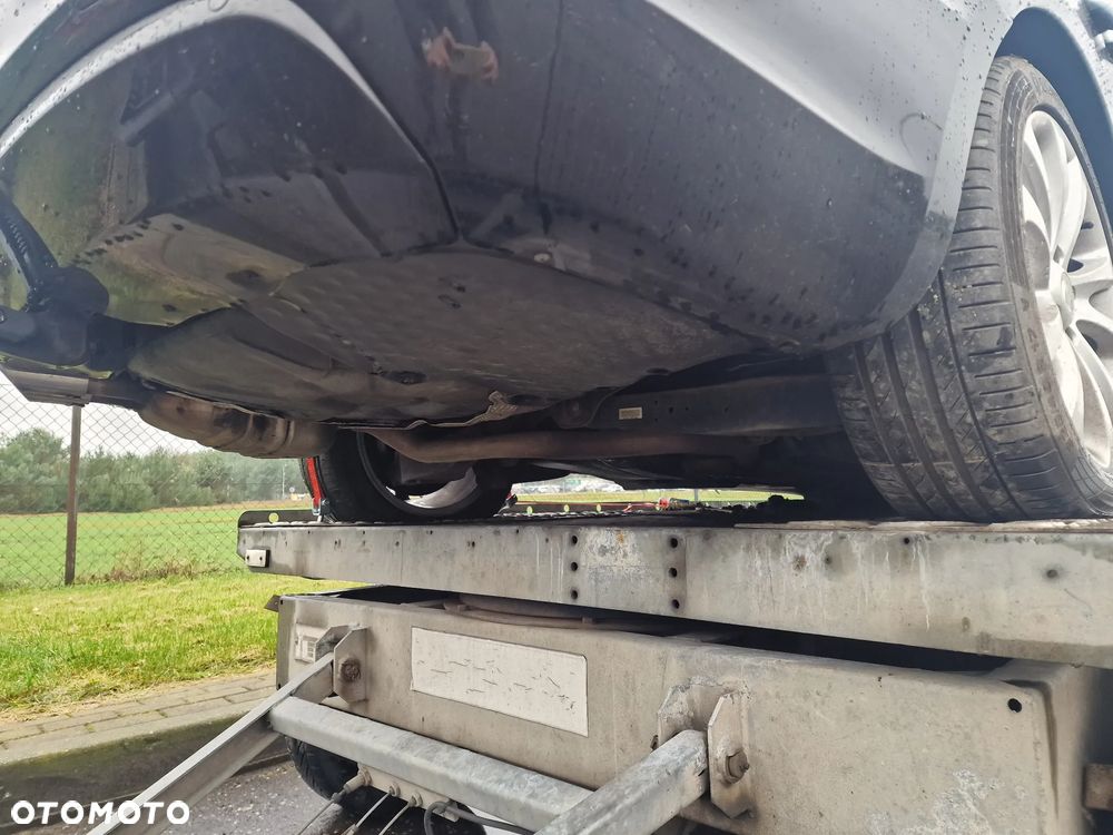 Skoda SuperB II 125kW 2.0 D 2010r Cała na części - 5