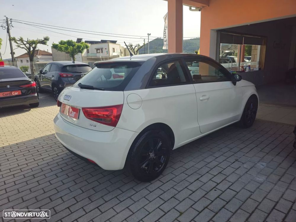 Audi A1 1.2 TFSI Attraction - 4