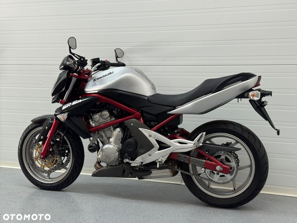 Kawasaki ER - 11