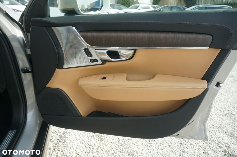 Volvo V90 Cross Country B5 D AWD Ultimate - 40